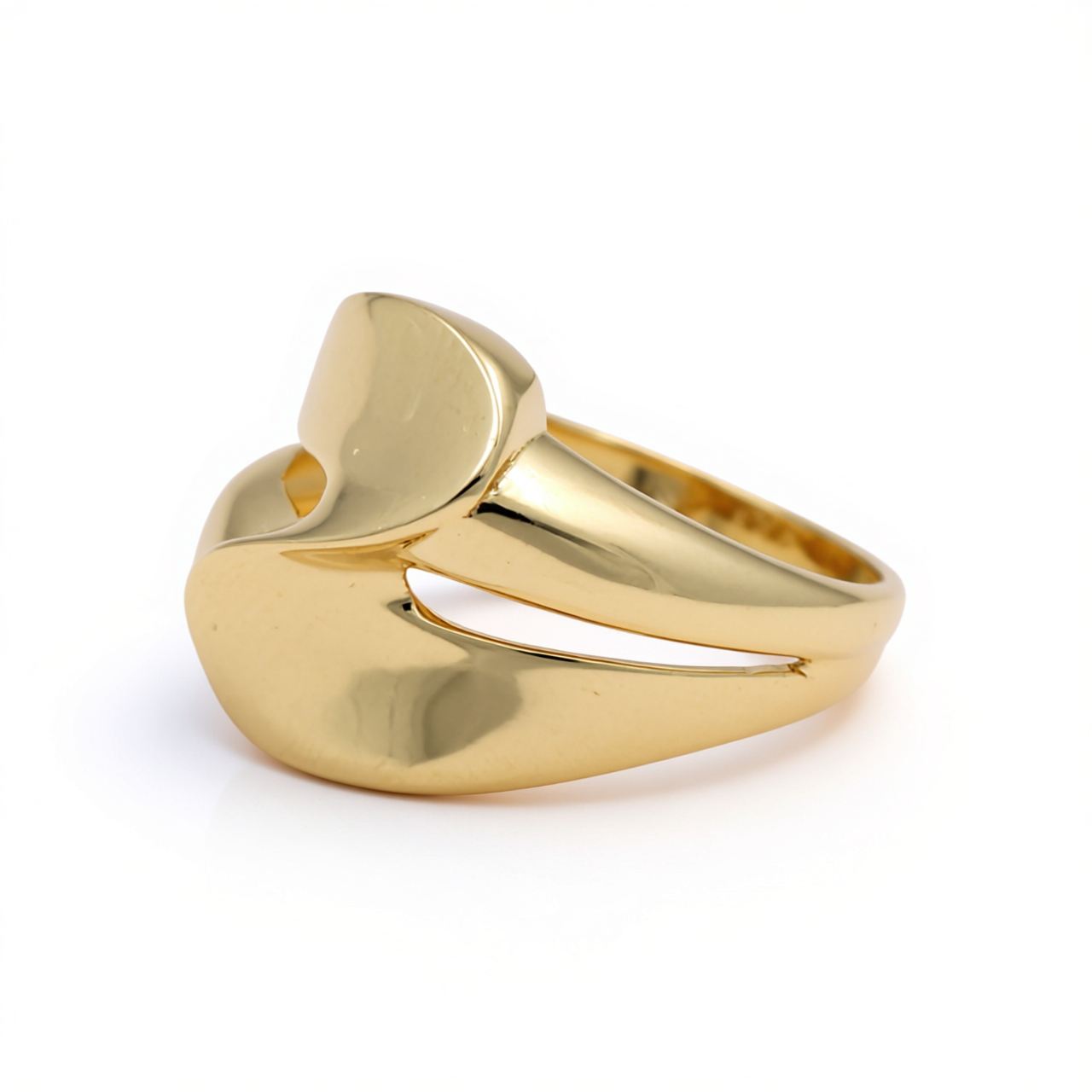 10K Yellow Gold Fashion Women's Ring / Size: 7.5 / Weight: 2.7 GR / P02R-1103