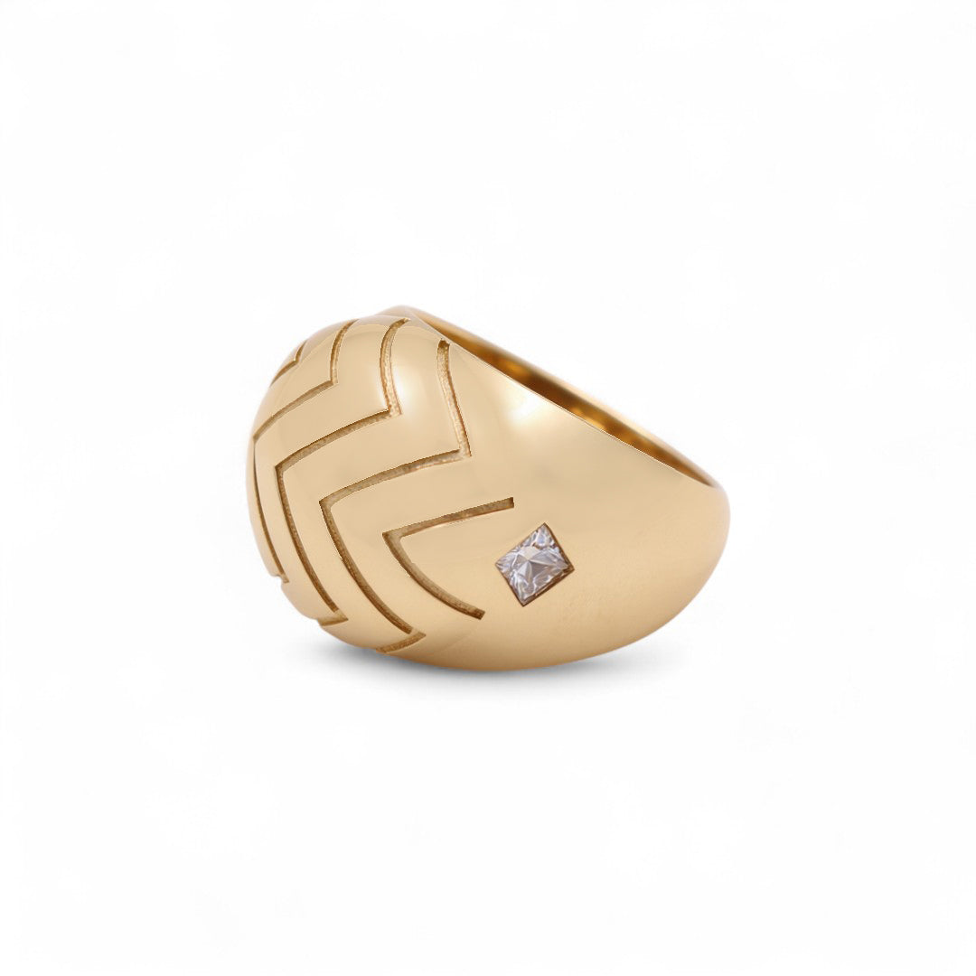 14K Yellow Gold Fashion Women's Ring with Cz / Size: 7 / Weight: 4.5 GR / COWR4FS-172