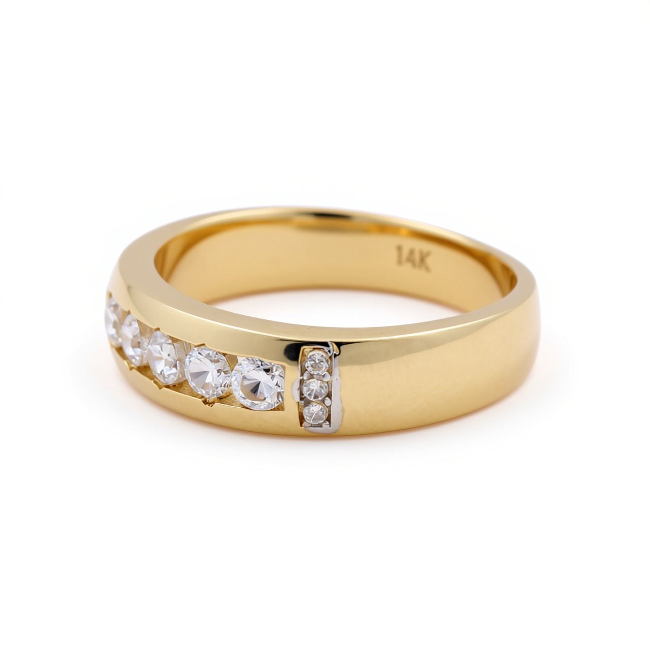 14K Yellow Gold Men’s Wedding Band / Stone: Cz / Size: 10 / Weight: 4.2 GR / CEEMWB4BS-30