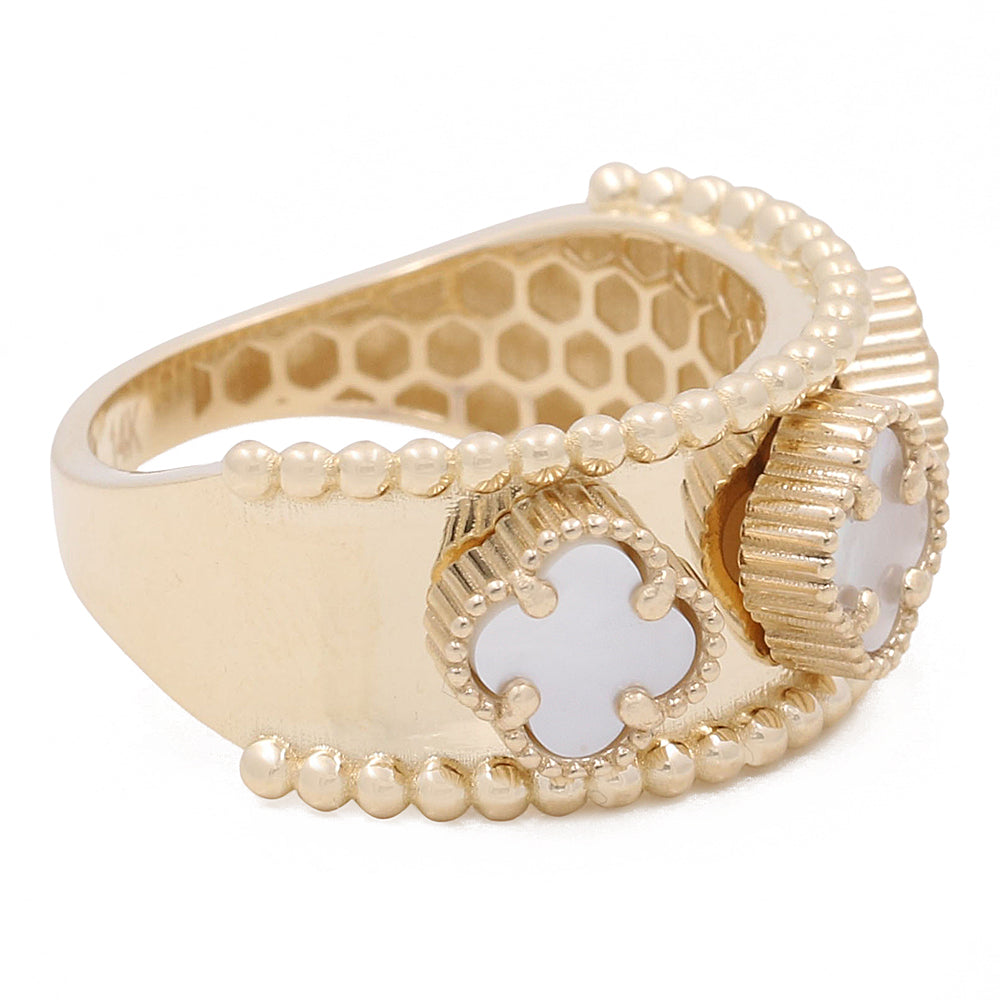 14K Yellow Gold Mother of Pearl Flowers Ring