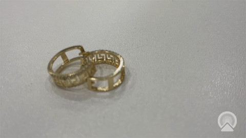 10K Yellow Gold Hoops Earring Fashion Design / Size: 5mmx12mm / Weight: 2.0GR / DQEH0GR5X12