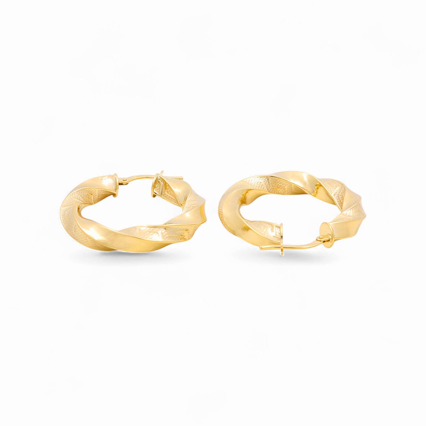14K Yellow Gold Twist Hoops Earrings with Greek / Size: 5mmx20mm / Weight: 3.3 GR / 240-00519