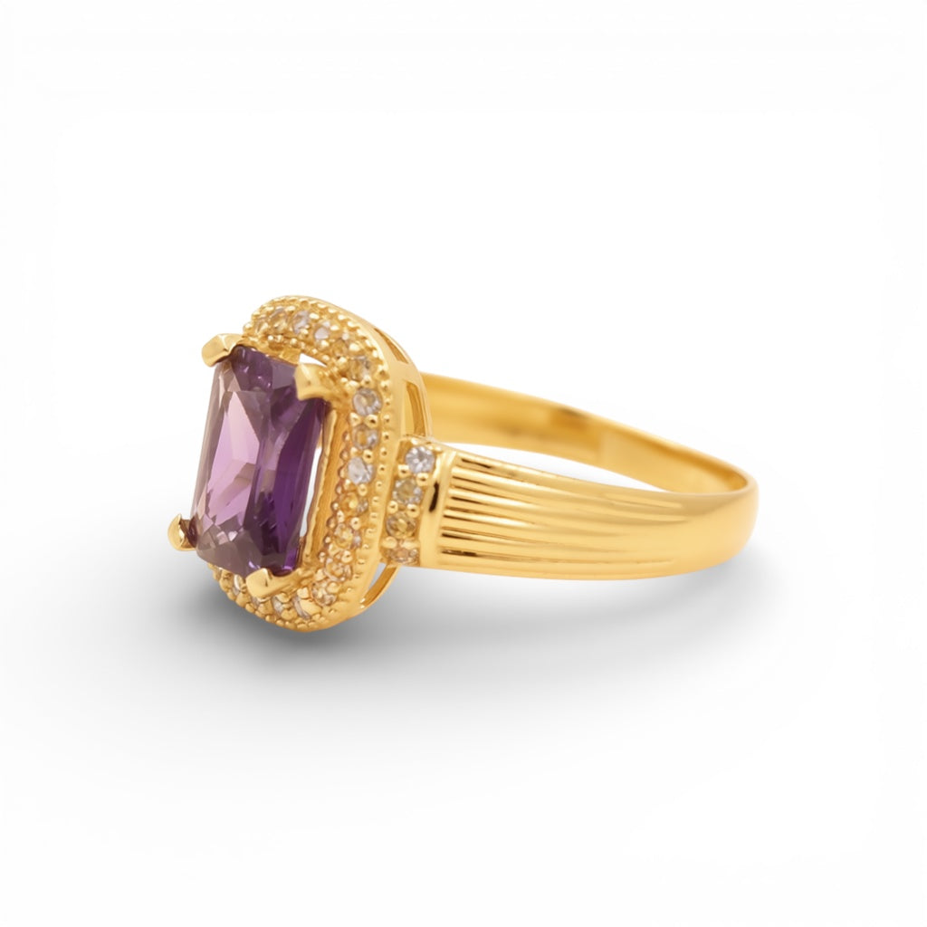 14K Yellow Gold Fashion Women's Ring with Purple Cz / Size: 7.5 / Weight: 2.7 GR / P02T-1323