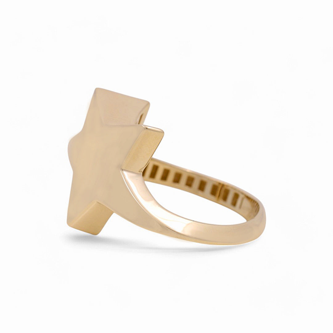 14K Yellow Gold Star Women’s Ring / Weight: 3 GR / Size: 7 / Y24-1006