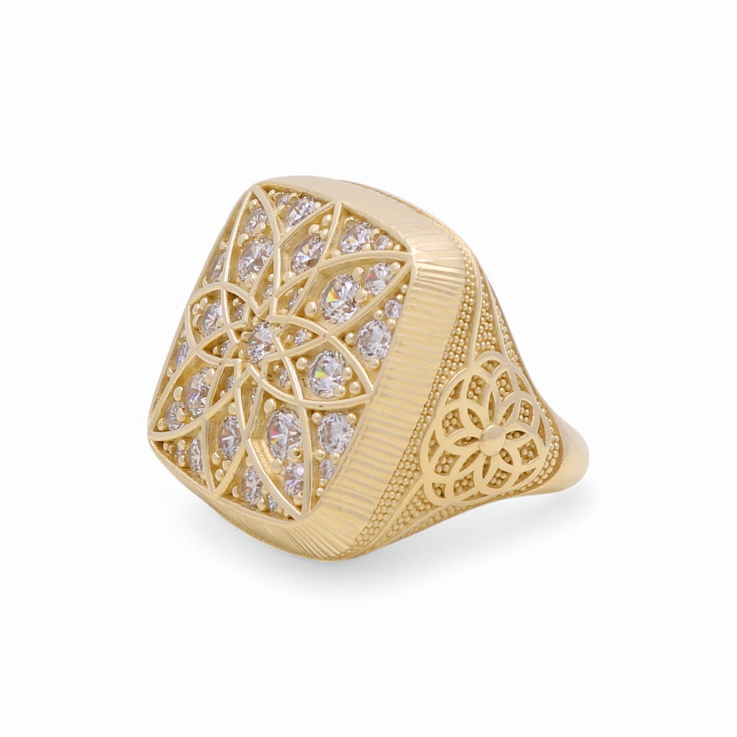 10K Yellow Gold Men’s Ring SQ Rosetta Style White Stones / Size 11 / Weight: 14.4 GR / Y24-239