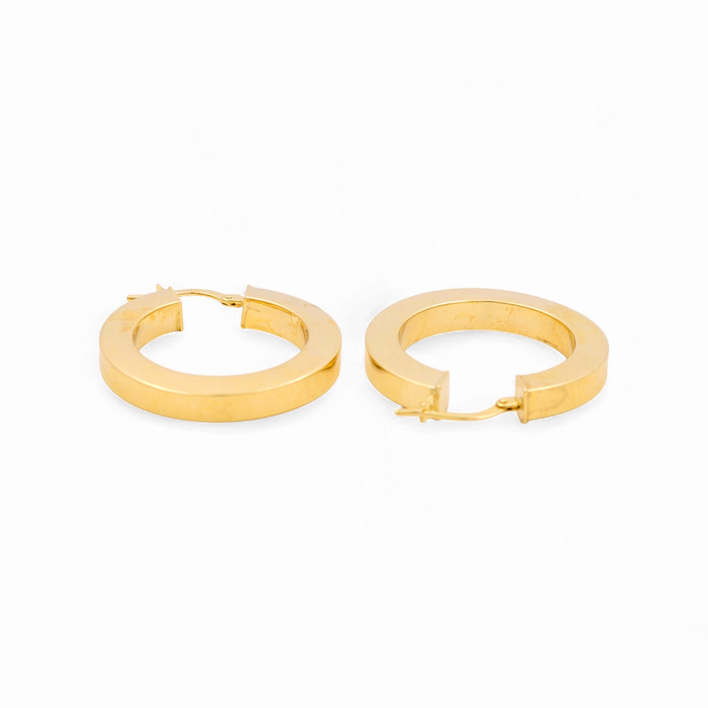 14K Yellow Gold Women's Hoops Earrings / Size: 4mmx20mm / Weight: 4.6 GR / 240-00345