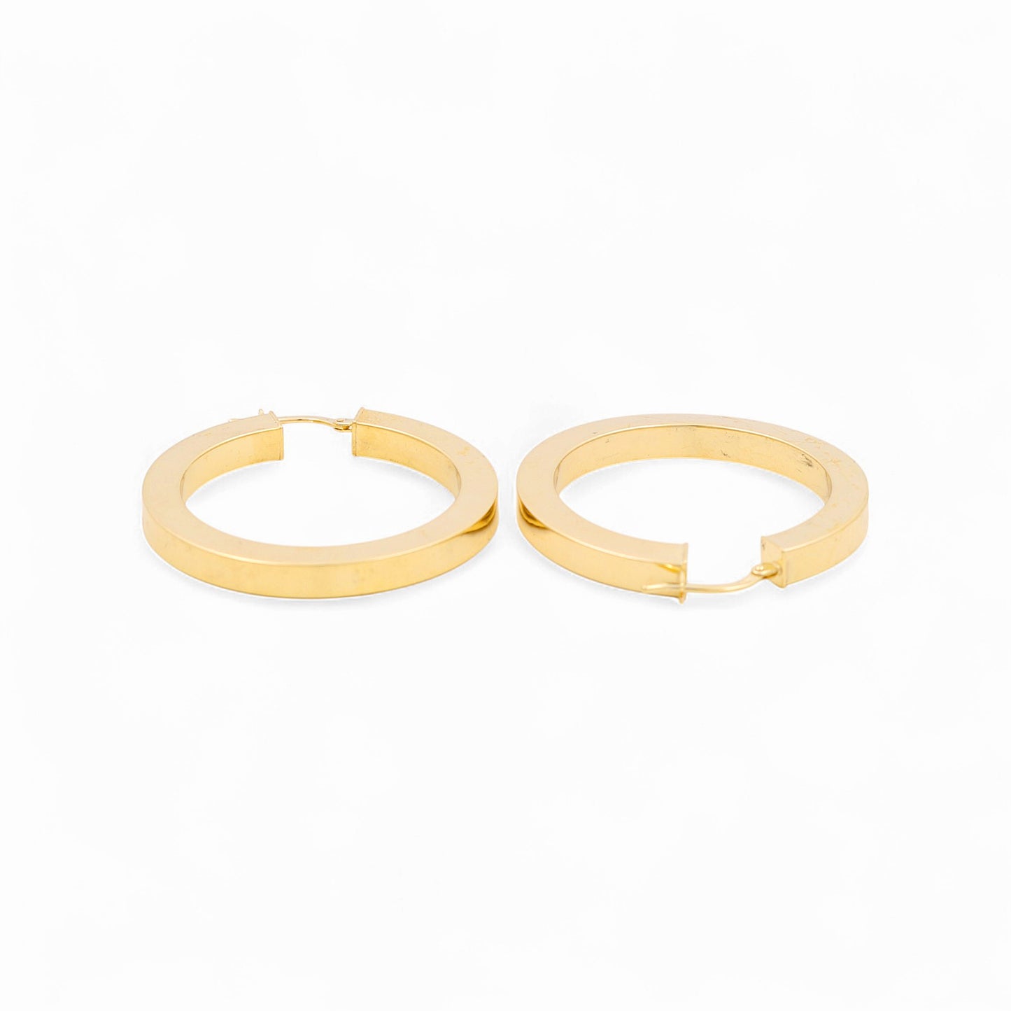 14K Yellow Gold Women's Hoops Earrings / Size: 4mmx30mm / Weight: 6 gr / 240-00345