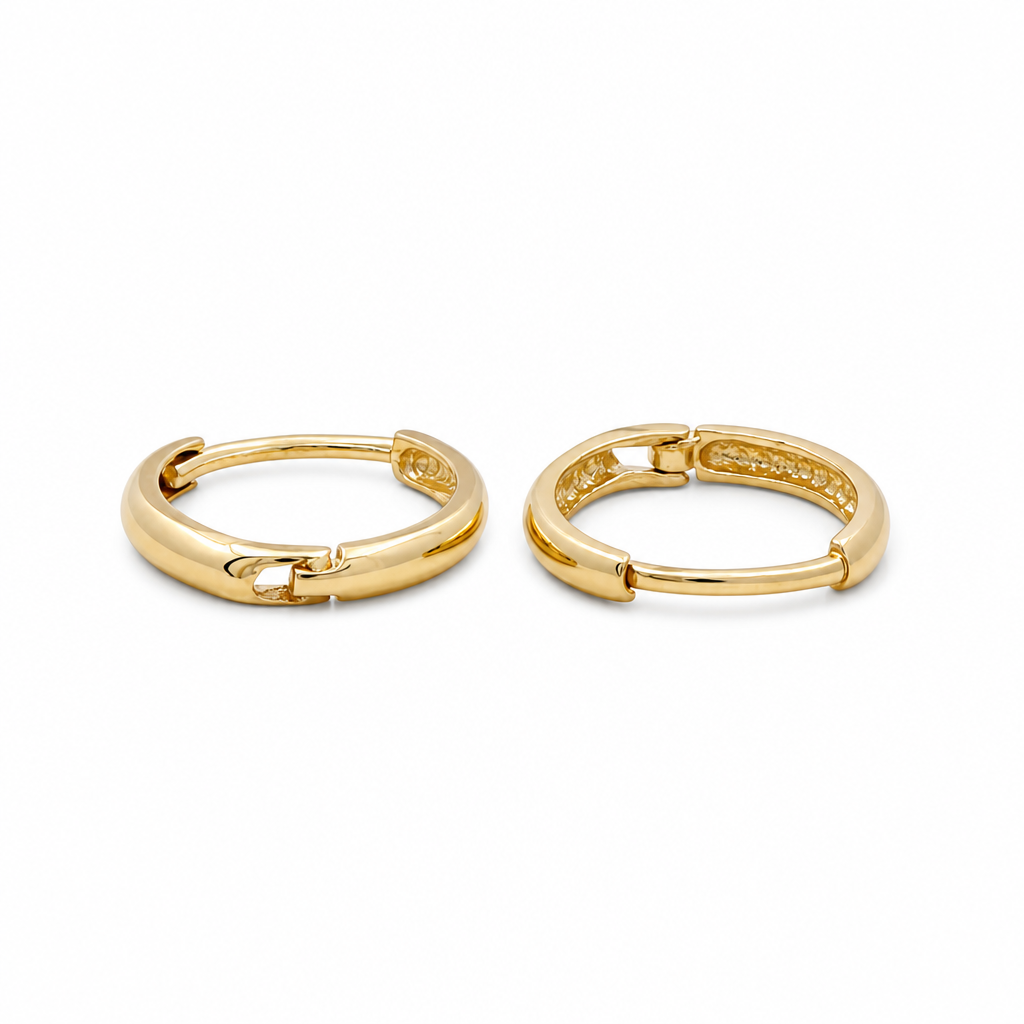 14K Yellow Gold Small Plain Hoops Earrings / Size: Small / 0809600