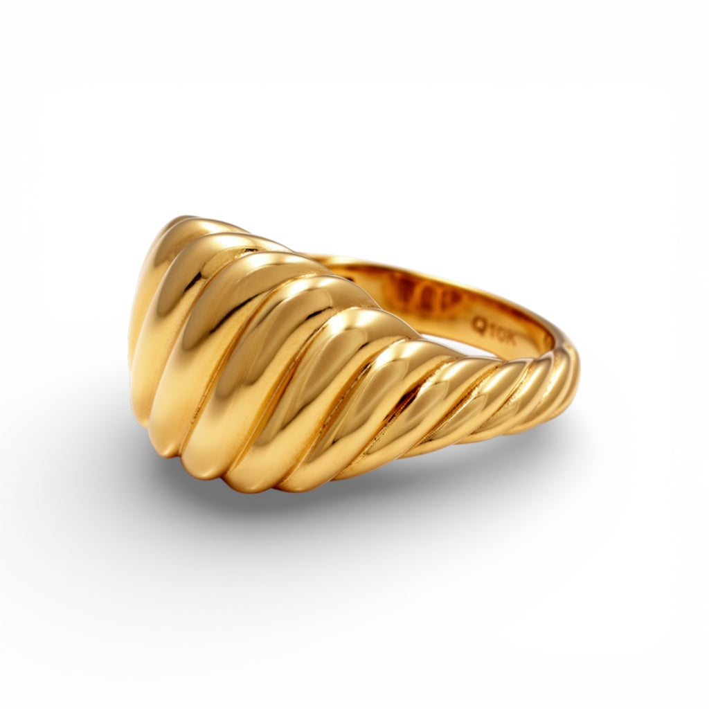 10K Yellow Gold Fashion Women's Ring / Size: 8.5 / Weight: 2.6 GR / DQWR0FS-47