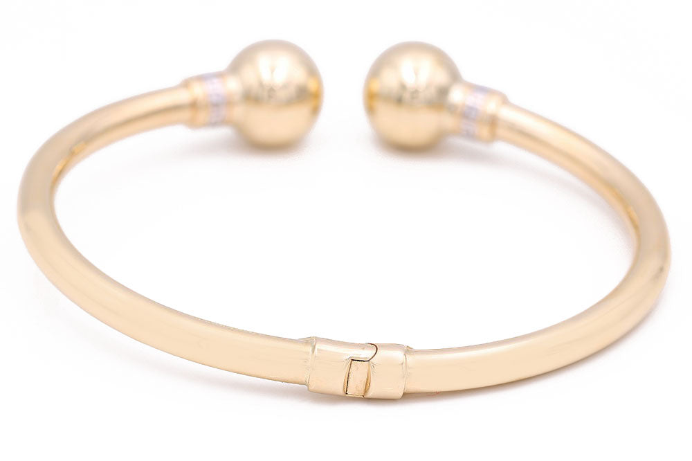 Fashion Bracelet with Greek Design