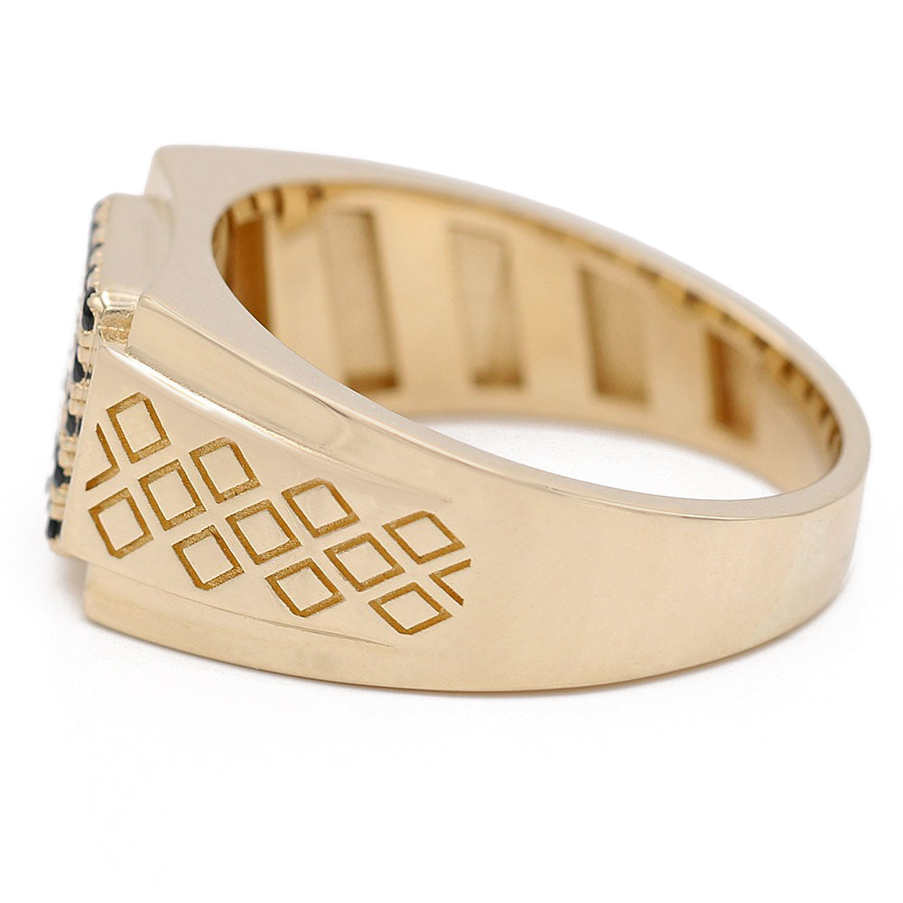Fashion Ring with Black Stones