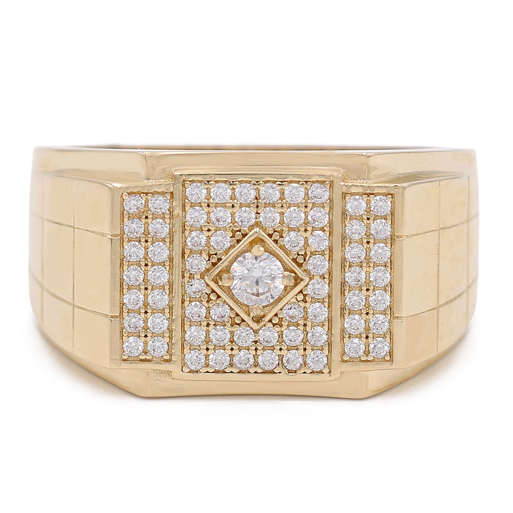 Fashion Ring with Cubic Zirconias