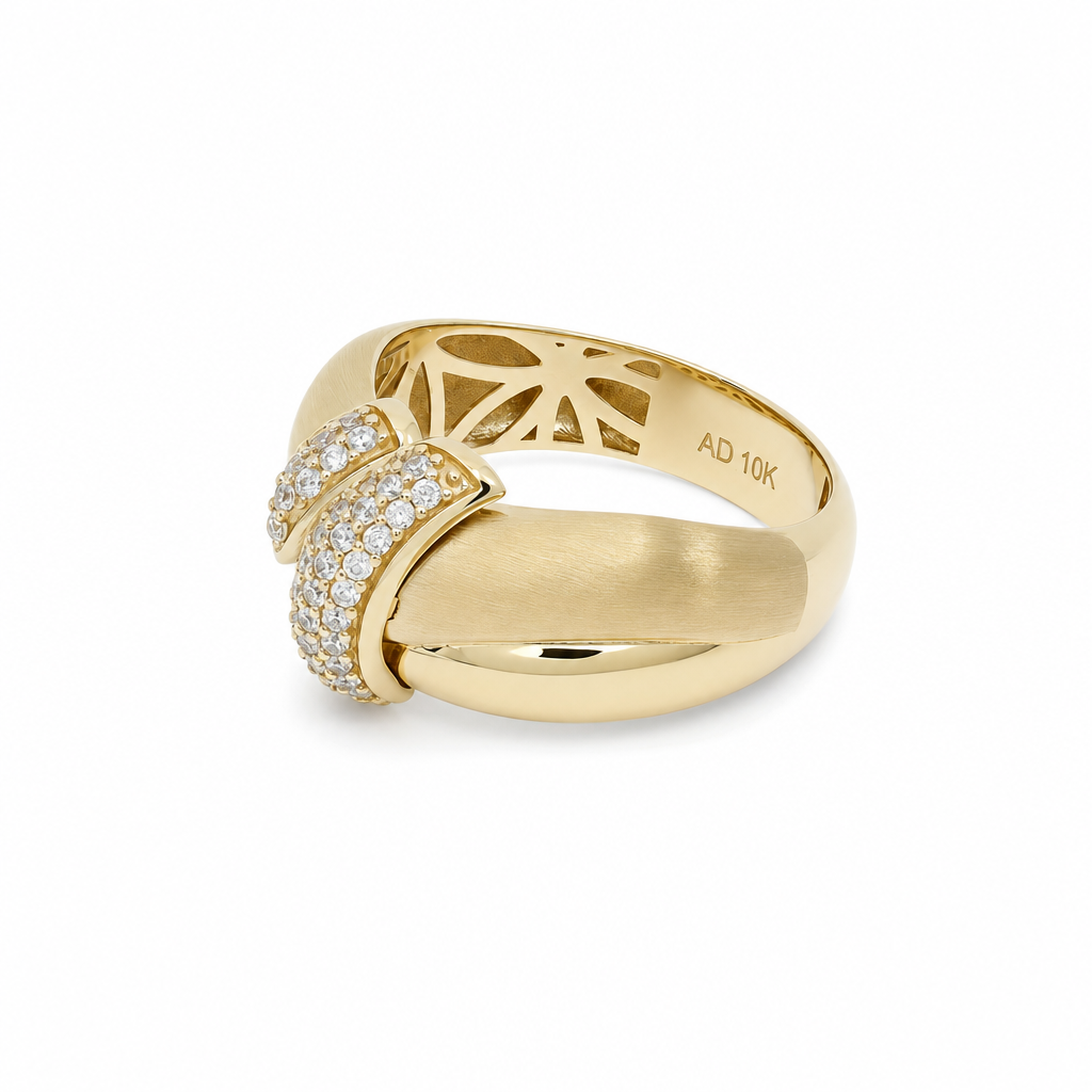 10K Yellow Gold Fashion Women's Ring with Cz Stone / Size: 7.5 / Weight: 3.5 GR / FMR-26