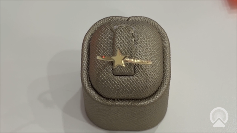 10K Yellow Gold Star Women's Ring / Size: sz7 / Weight: 0.9gr / DQWR0ST-2