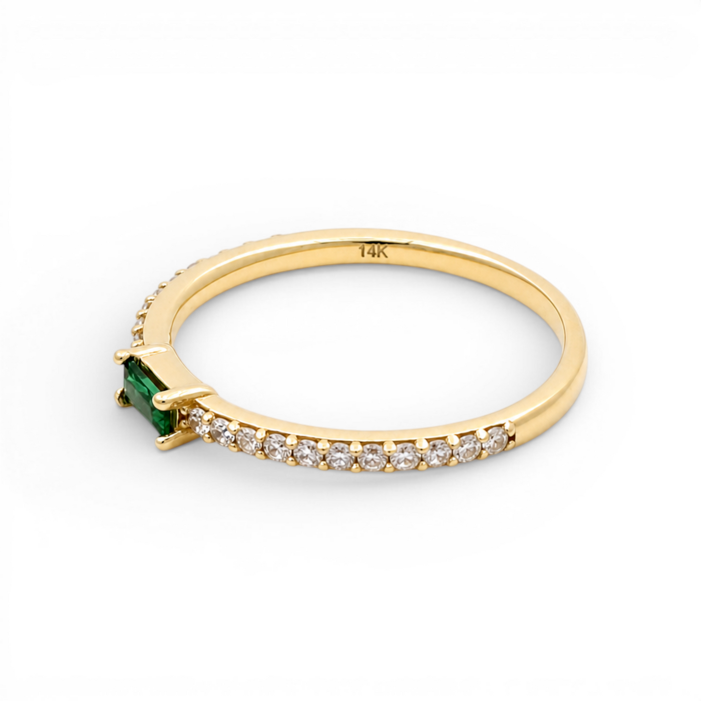 14K Yellow Gold Fashion Women's Rings with Cz Stone / Size: Sz:7 / Weight: 1.6GR / 401-01440