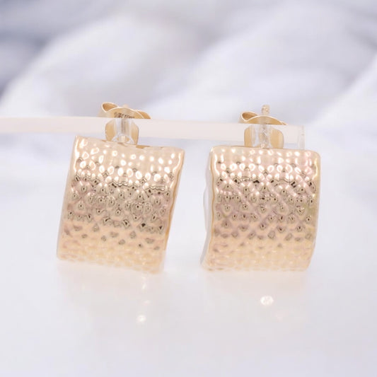 14K Yellow Gold Women’s Stud Earrings / Weight: 2.4 GR / COES4FS-15
