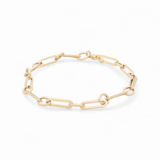 14K Yellow Gold Semisolid Italian Women's Bracelet / Size: 7.5" / Weight: 2.8 GR / 624-00387