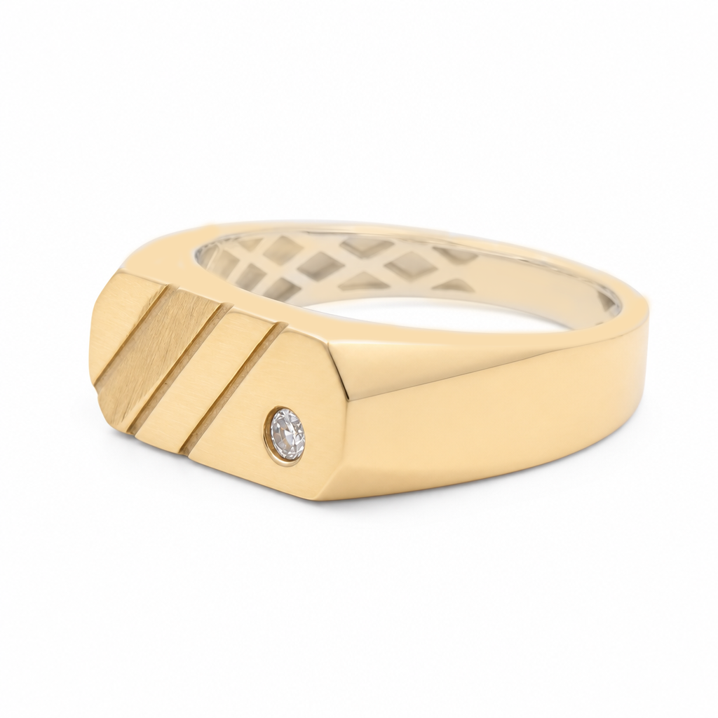 10K Yellow Gold Men's Ring with Cz Stone / Size: 10 / Weight: 3.9 GR / 602-00294