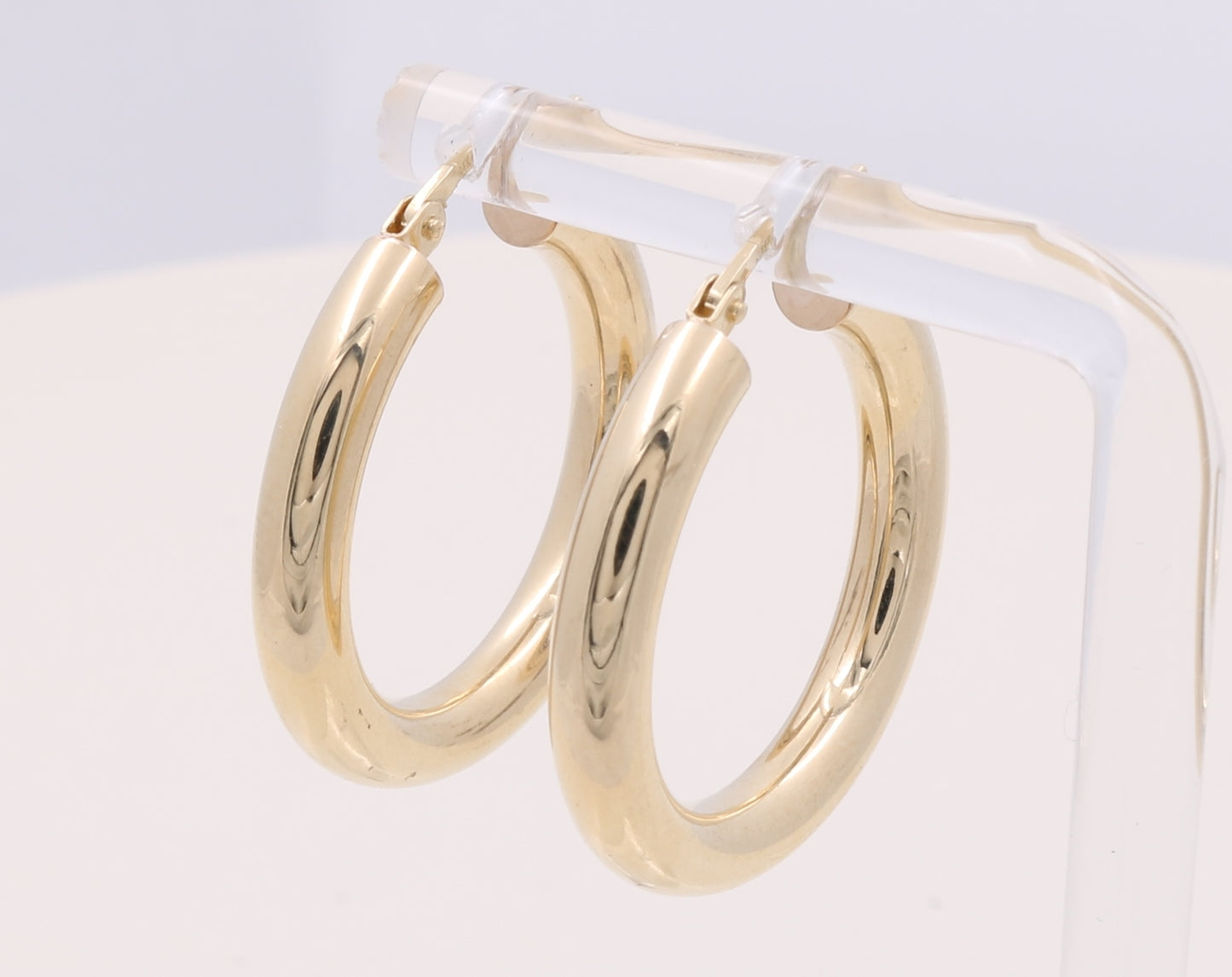 CCEH4PL4x15 14k C Size 4mm x 15mm Weight 2.4gr Plane Earring Hoops