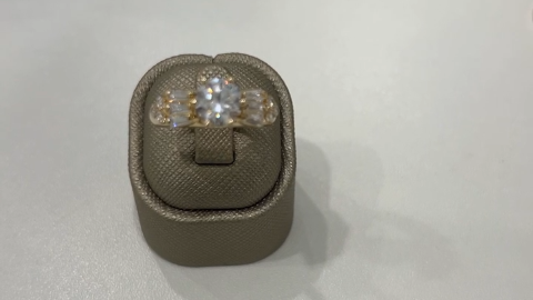 14K Yellow Gold Women's Engagement Ring / Stone: Cz / Size: 8 / Weight:4.8 GR / CLBWR4ER-1