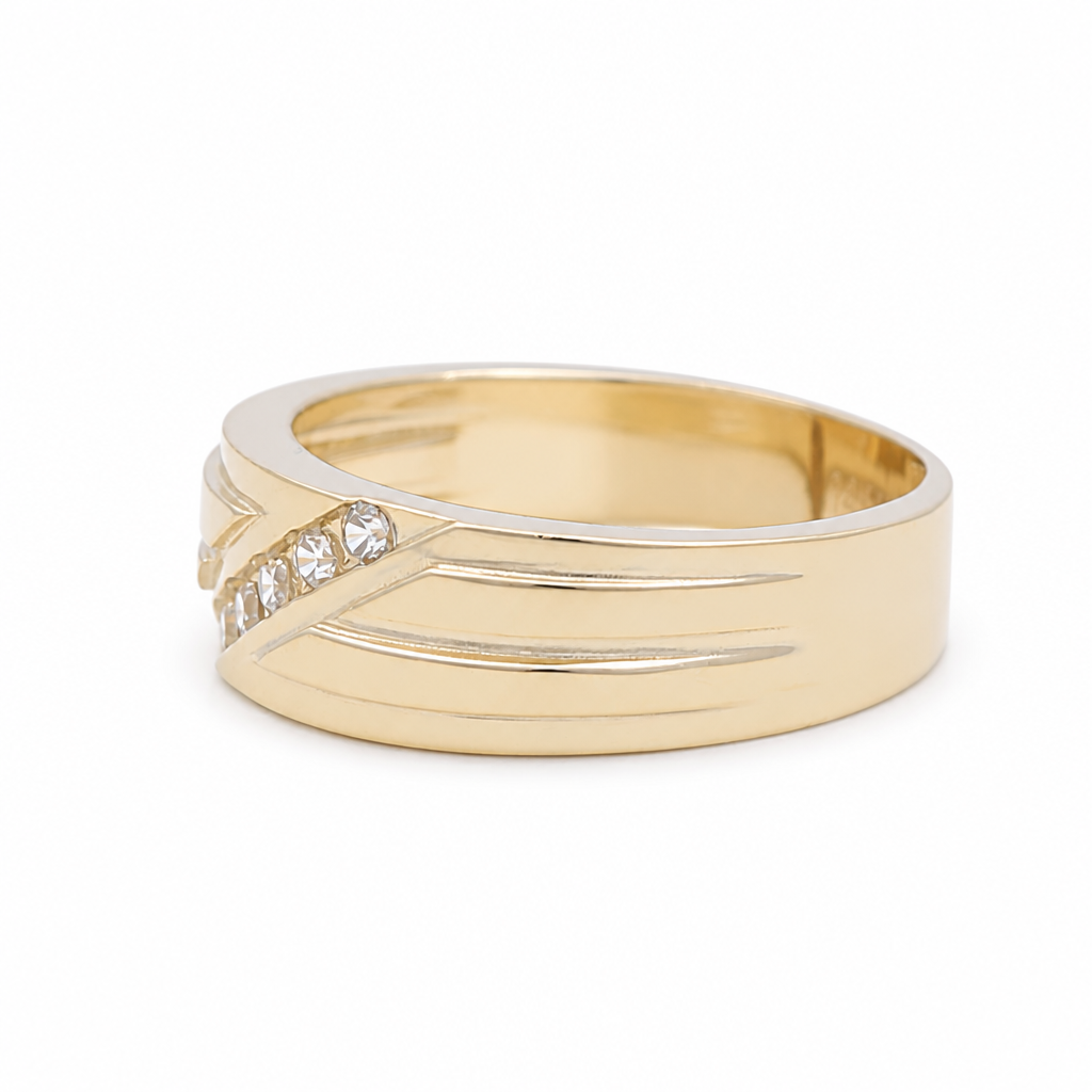 14K Yellow Gold Men's Wedding Band / Size:10 / Stone: Cz / Weight: 4.5 GR / KEEMWB4BS-34