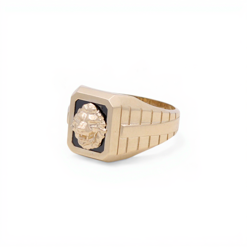 10K Yellow Gold SQ Lion Men's Ring with Onyx  / Size: 11.5 / Weight: 5.8 GR / CQMR0LN-4