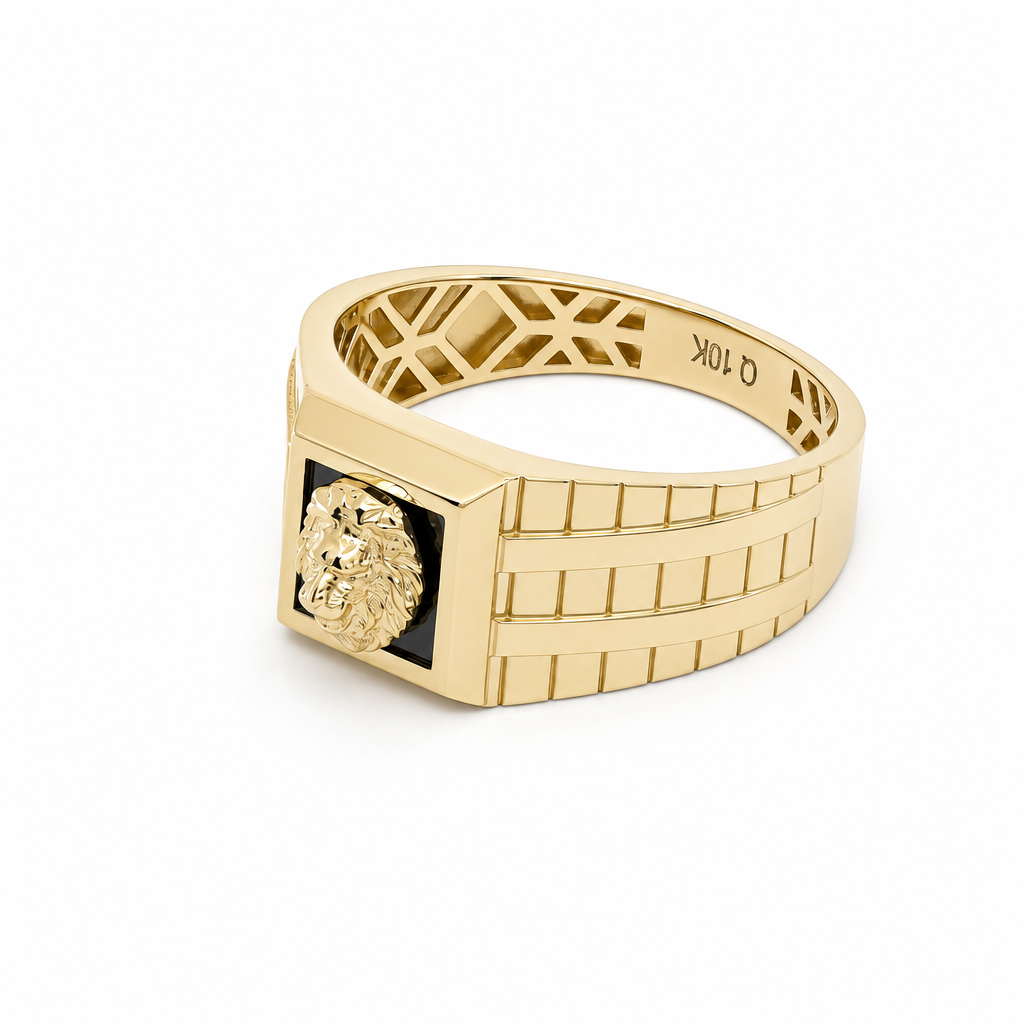 10K Yellow Gold Lion Men's Ring with Onyx Stone / Size: 10.5 / Weight: 4.6 GR / CQMR0LN-7