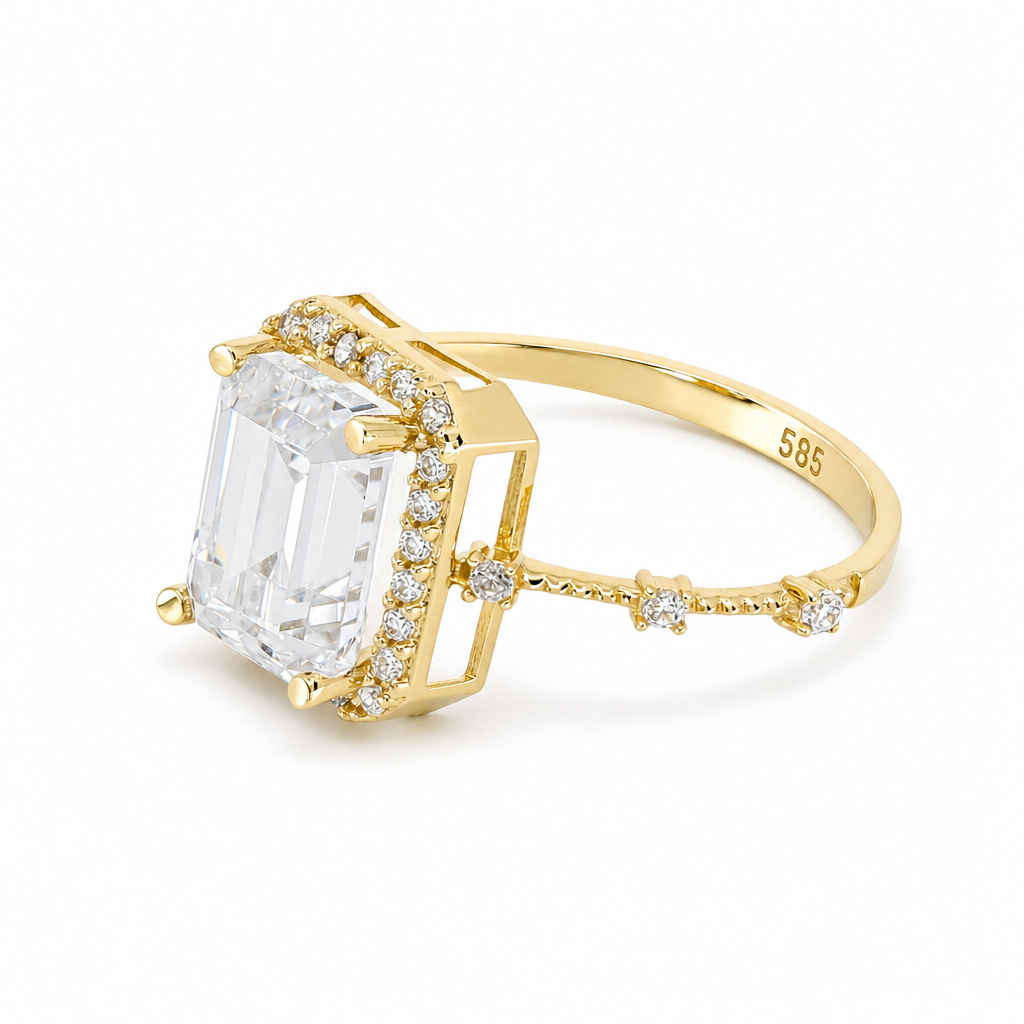 14K Yellow Gold Fashion Women's Ring with White Cz / Size: 7 / Weight: 2.6 GR / BCFWR4FS-1