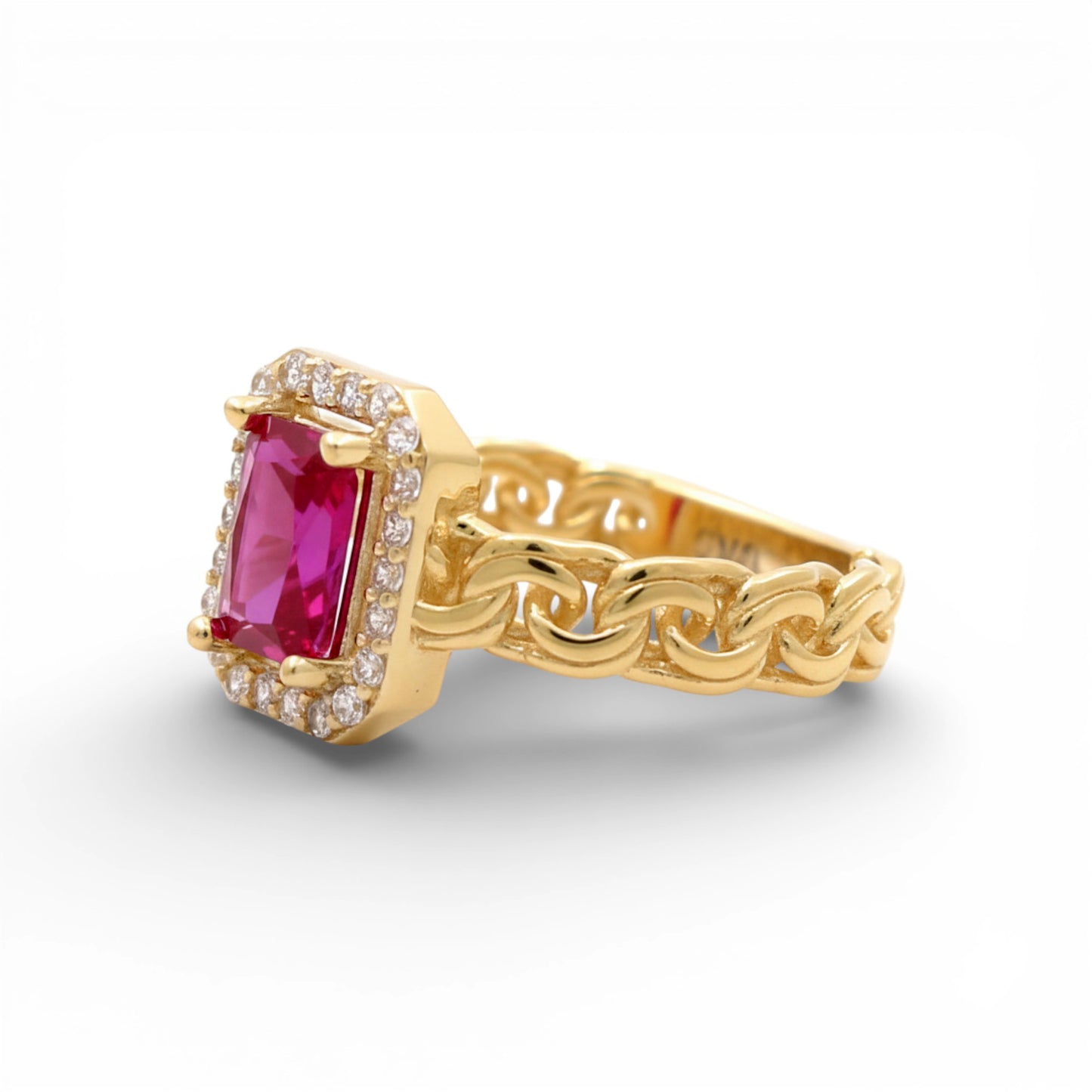 14K Yellow Gold Women's Ring with Chinese Link and Red Cz / Size: 7 / Weight: 3.2 GR / Y24-1166