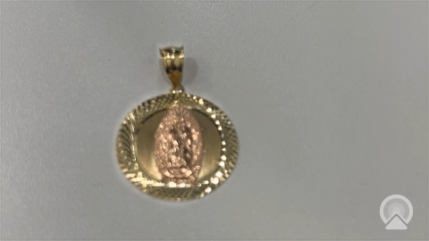 14K Yellow and Rose Gold Virgen de Guadalupe Medal Pendant / Size: 30mm / Weight: 7.3gr / COPDTT4VG
