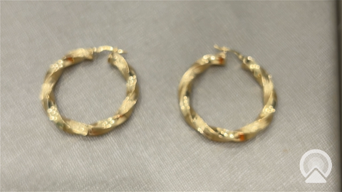 14K Yellow Gold Women’s Twist Greek Hoop Earrings / Size: 5MM 31MM / Weight: 4.8gr/ CSEH4TRGR5x31