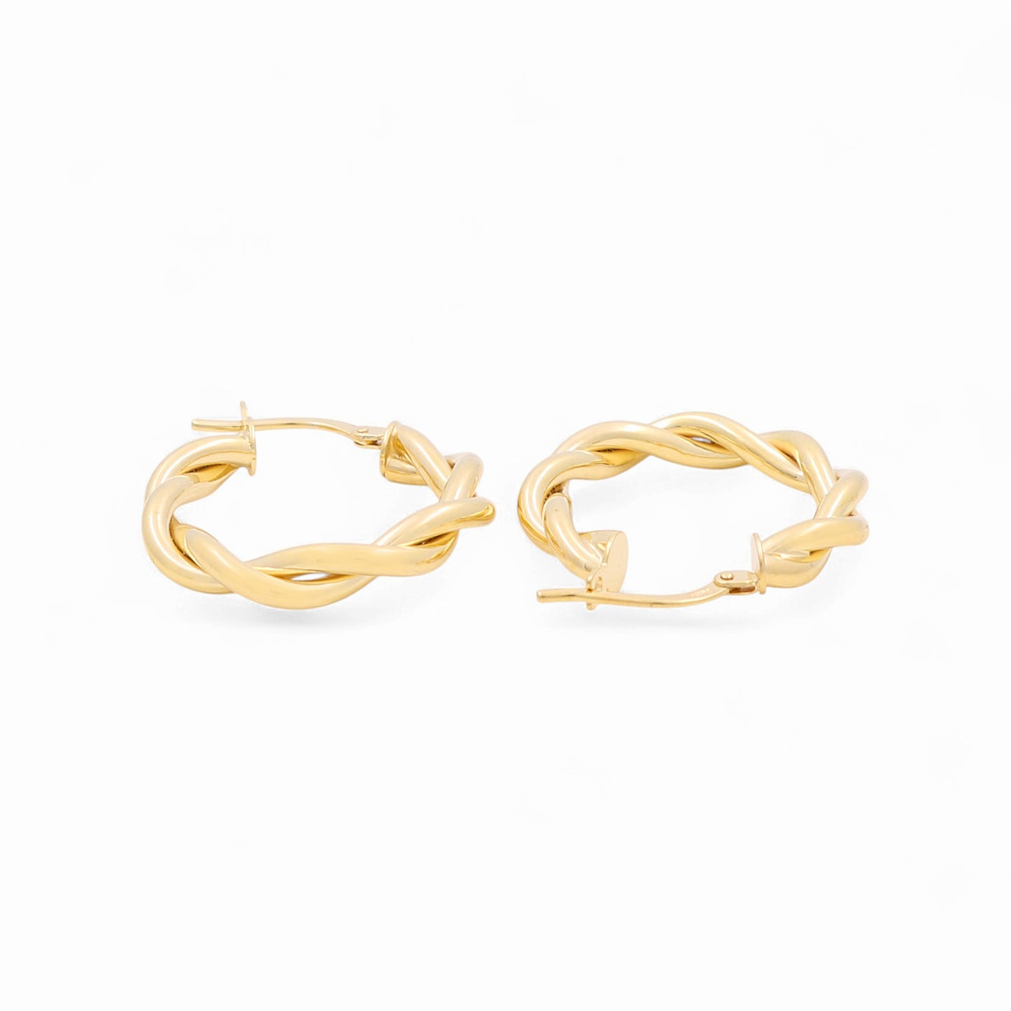 14K Yellow Gold Twist Hoops Earrings / Size: 3.5mmx15mm / Weight: 2.4 GR / 240-00802