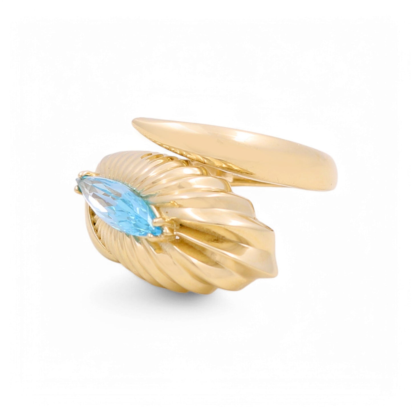 14K Yellow Gold Fashion Women's Ring with Blue Cz / Size: 9 / Weight: 4.9 GR / CPWR4FS-7