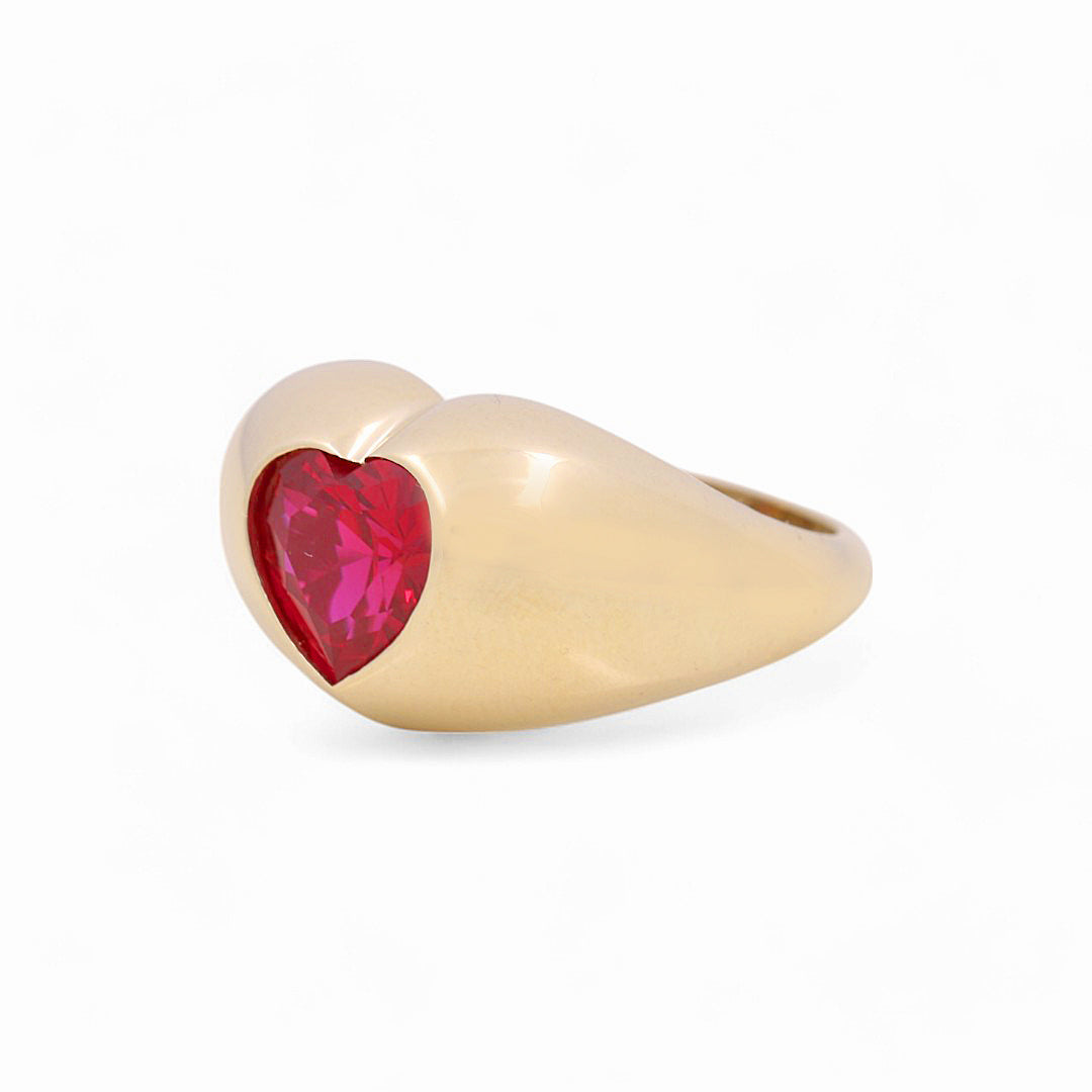 10K Yellow Gold Women's Heart Ring with Red Cz / Size: 7 / Weight: 3.2 GR / Y24-1100