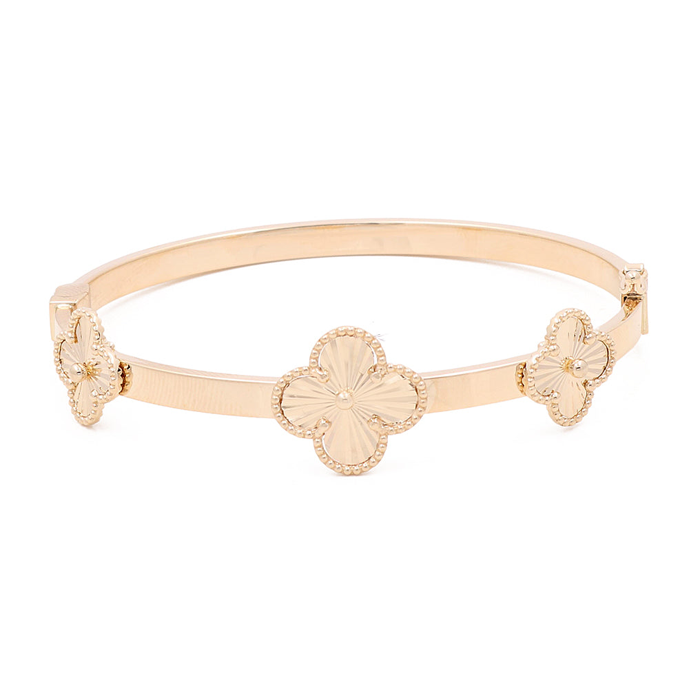 14K Yellow Gold Fashion Flowers Bracelet