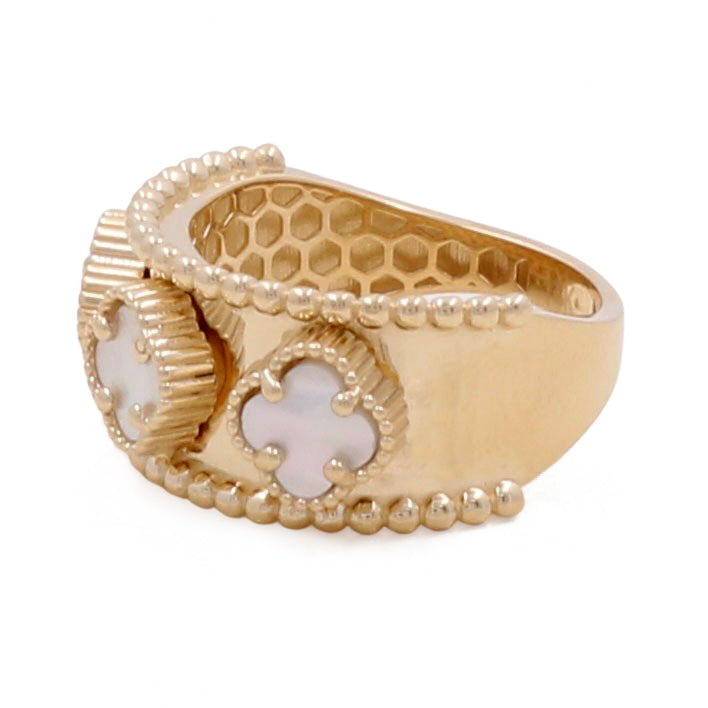 14K Yellow Gold Fashion Flower with Mother of Pearl Ring