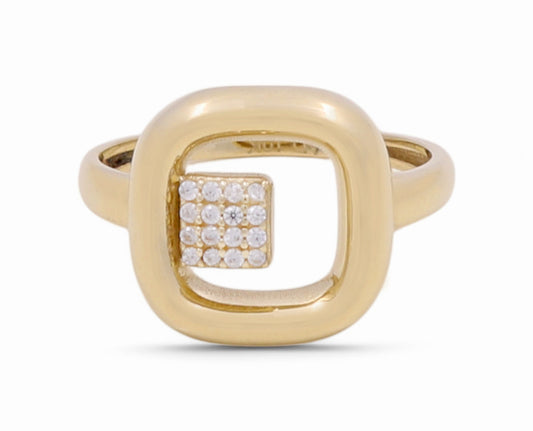 10K Yellow Gold Fashion Women's Ring with Cz / Size: 8 / Weight: 1.9 GR / Y25-243