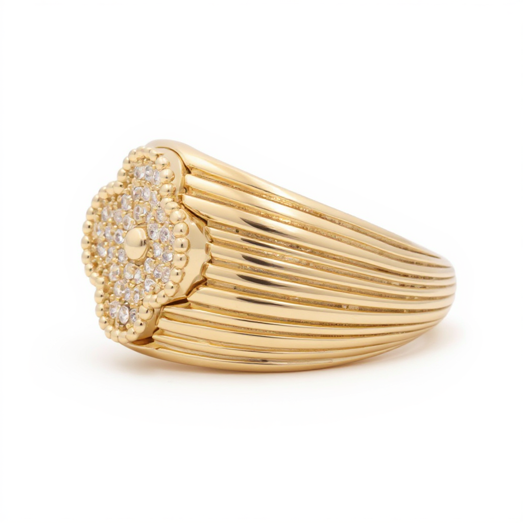 14K Yellow Gold Clover Women's Ring with Cz / Size: 8.5 / Weight: 4.6 GR / DOWR4CLV-4