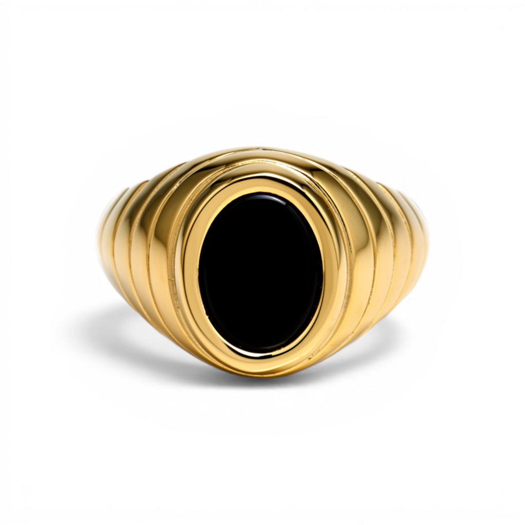 10K Yellow Gold Round Kids Ring with Onyx / Size: 5.5 / Weight: 3 GR / DQKR0FS