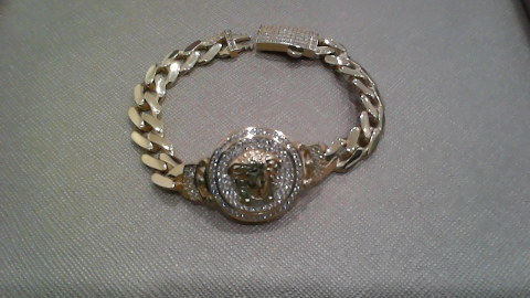 10K Yellow Gold Woman's Fashion Bracelet VS / Size: 7.5" / Weight: 18.7gr / CCWB0VS