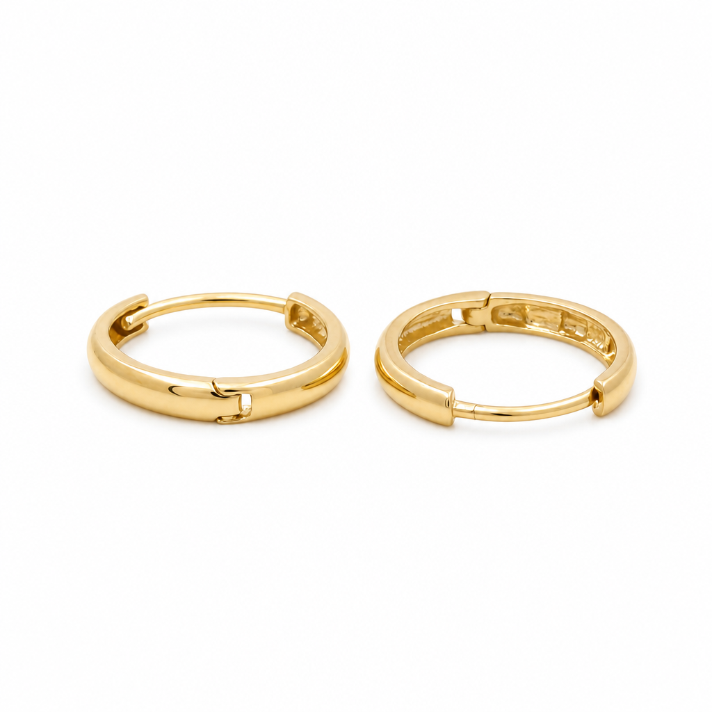 14K Yellow Gold Small Plain Hoops Earrings / Size: Small / 11513800