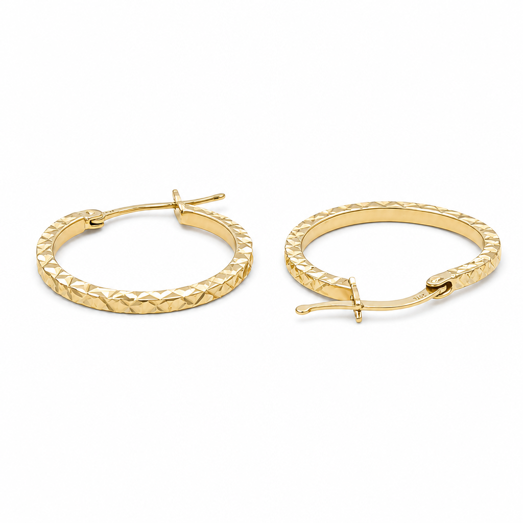10K Yellow Gold Fashion Diamond Cut Hoops Earring / Size: 1.5mm x 16.5mm / Weight: 1.3 GR / DQEH0DC1.5X16.5
