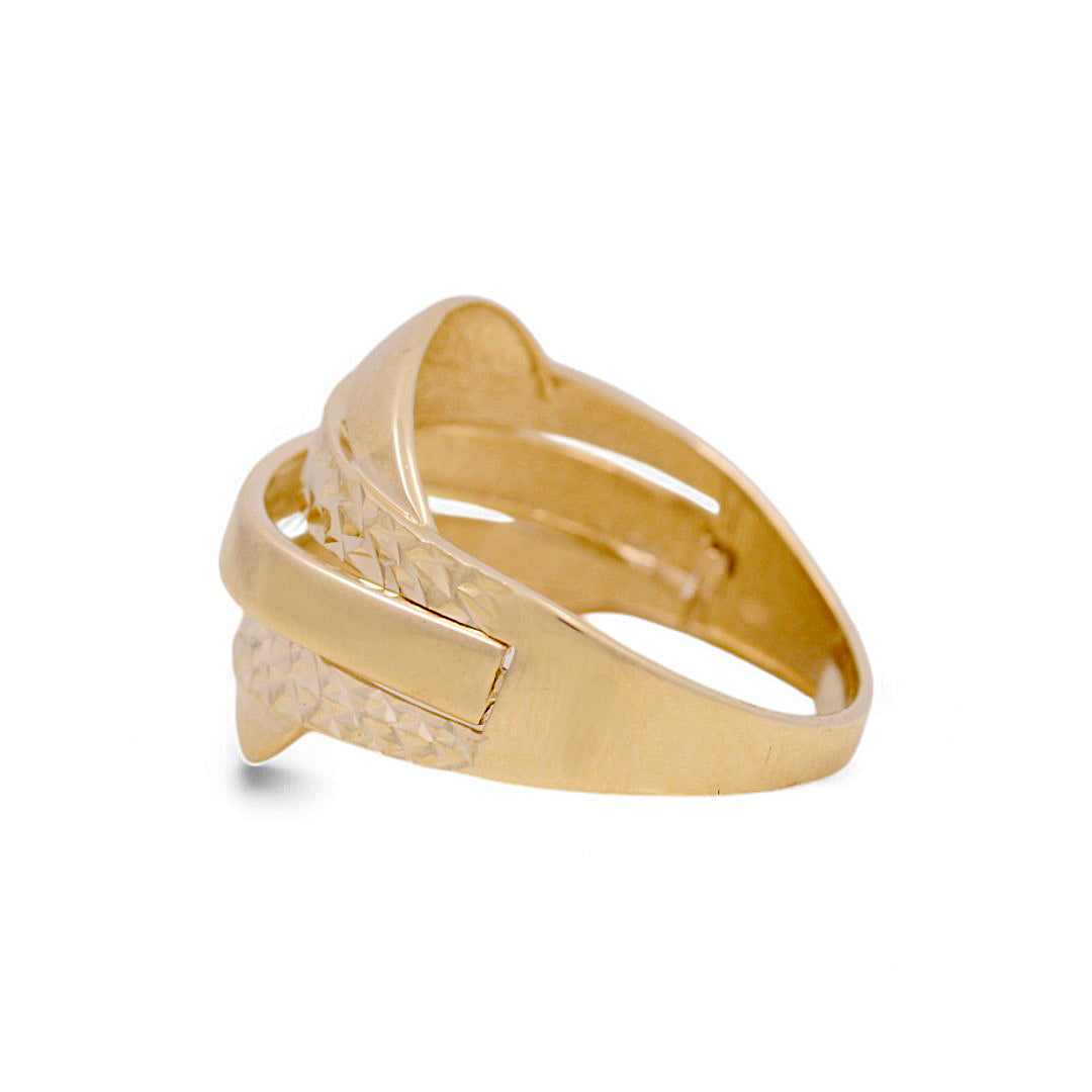 10K Yellow Gold Woman’s Diamond Cut Ring / Size: 7.5 / Weight: 3.1 GR / COWR0DC-10