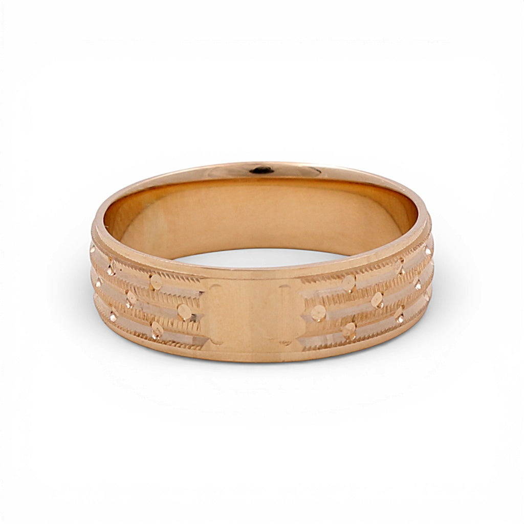 14K Yellow Gold Men’s Wedding Band with Design / Size: 10 / Weight: 4.3 GR / WBEEMWB4DS-10