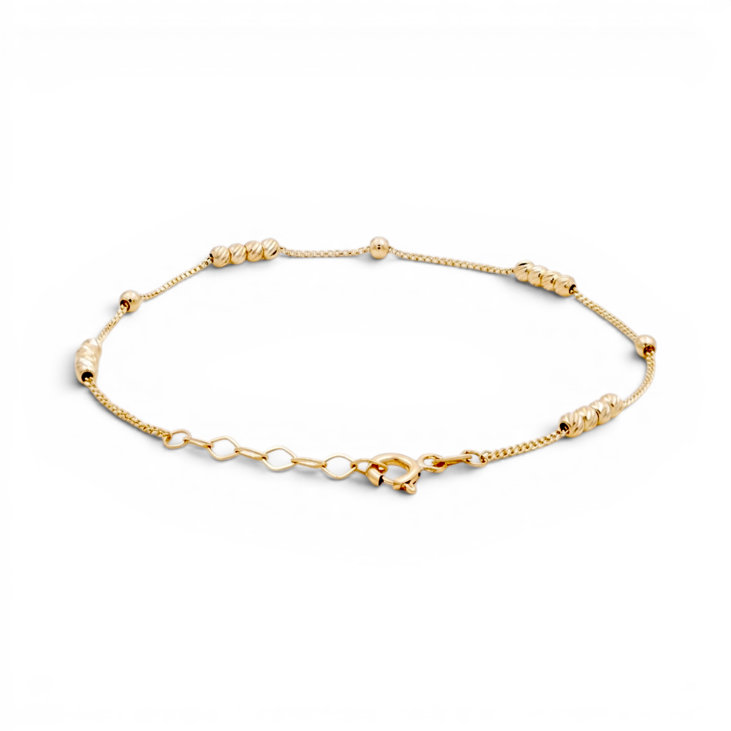 10K Yellow Gold Fashion Link Bracelet with Diamond Cut Balls / Size: 7” / Weight: 1.2 GR / DQWB0BLL-3
