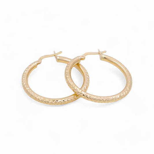 14K Yellow Gold Diamond Cut Hoops Earrings / Size: 3mm X 26mm / Weight: 3.5 GR / KOEH4DC3x26