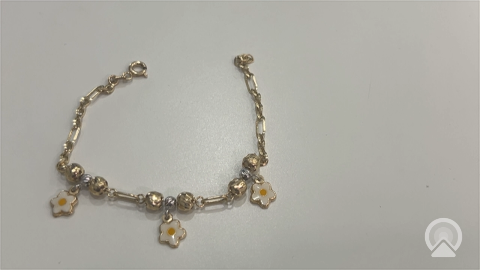 14K Yellow Gold Fancy Women's Bracelet with Hanging Flowers / Size: 6" / Weight: 3.4GR / DCFWB4FL-1