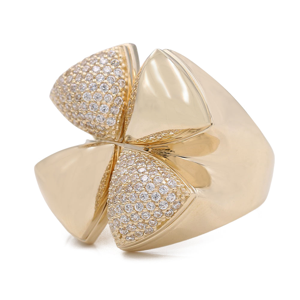 Fashion Ring with Cubic Zirconias