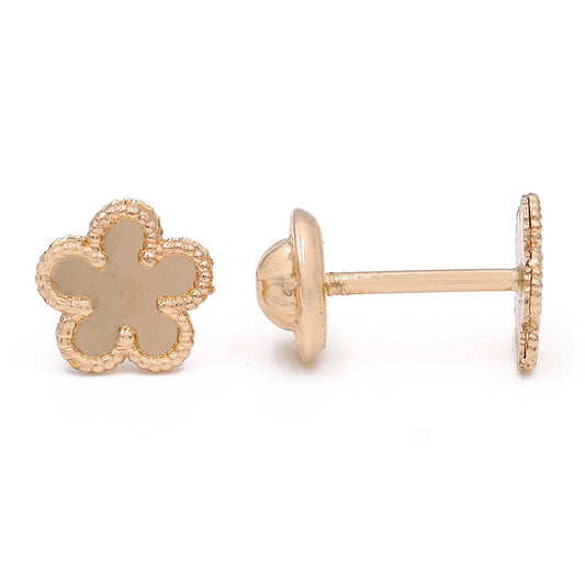 Fashion Flower Shape Earrings