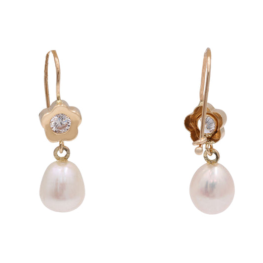 Flower Pendants Earrings with Pearl